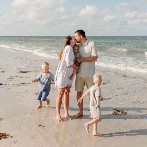 💕Meet your fellow posher-Rachel Keesbury💕 - Picture 13 of 15